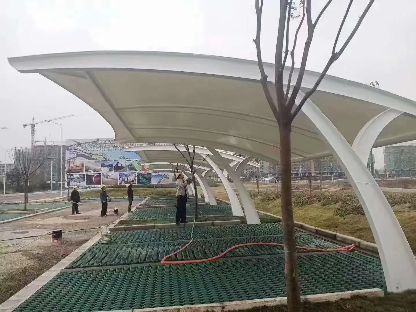 贵州惠水膜结构车棚采购避坑指南:本地气候不同,别拿低价当性价比
